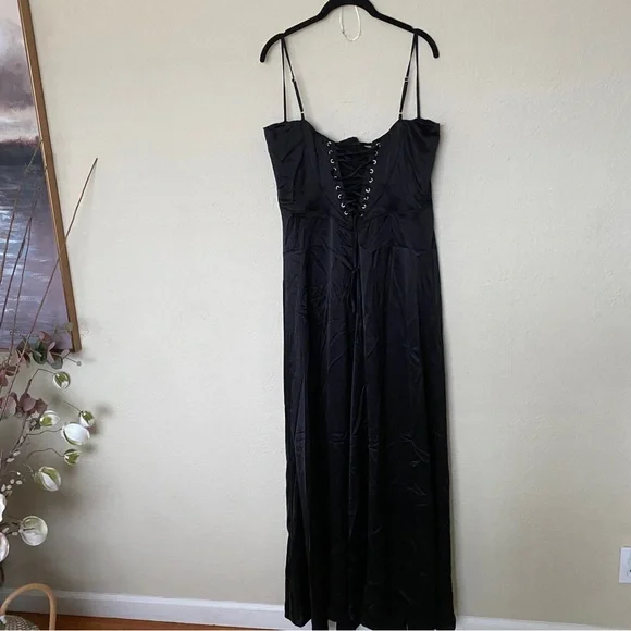 anabella black lace up maxi dress House Of Cb Dresses | Nwot House Of Cb 'Anabella' Black Lace Up Maxi Dress Size L | Color: Black